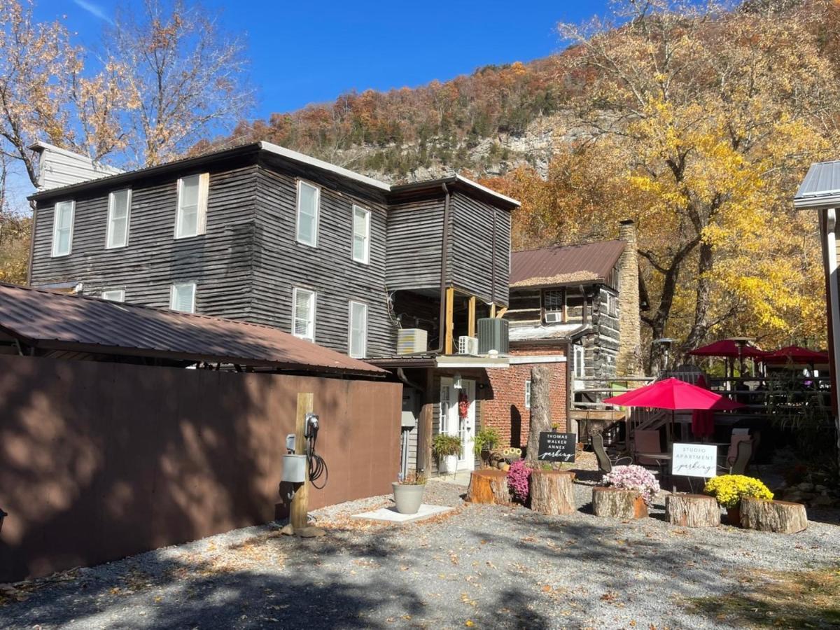 Olde Mill Inn Bed & Breakfast Cumberland Gap Room photo